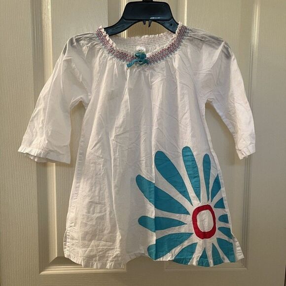 Mini Boden Floral Applique Tunic Dress Swim Cover Up Smocked Neck Girls Size 5-6 - Picture 1 of 10